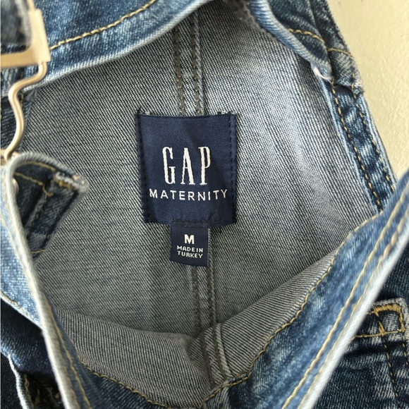 NWOT GAP maternity denim overalls medium - Picture 3 of 4
